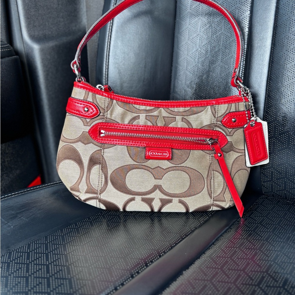 Coach Brown and Red Signature’s Shoulder Bag
(SOLD ON ANOTHER PLATFORM)
